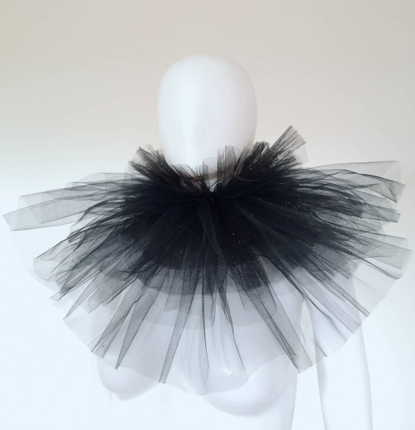Col fraise en tulle noir paillettes - Pierrot costume - col renaissance - clown- unisexe - burlesque