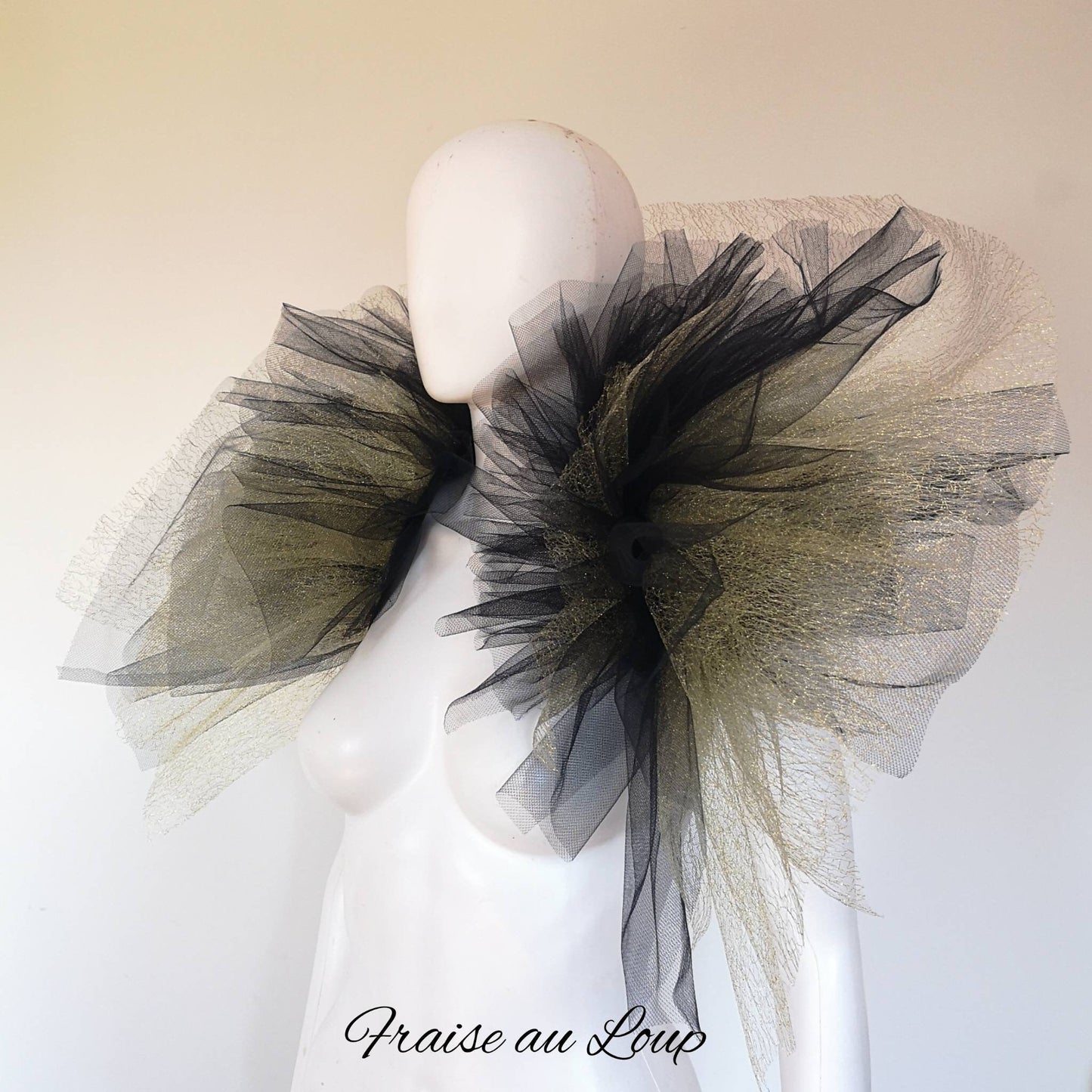 boléro Tulle col noir et or Pierrot circus - elizabethan neck ruff costume - unisex - festival costumes - met gala