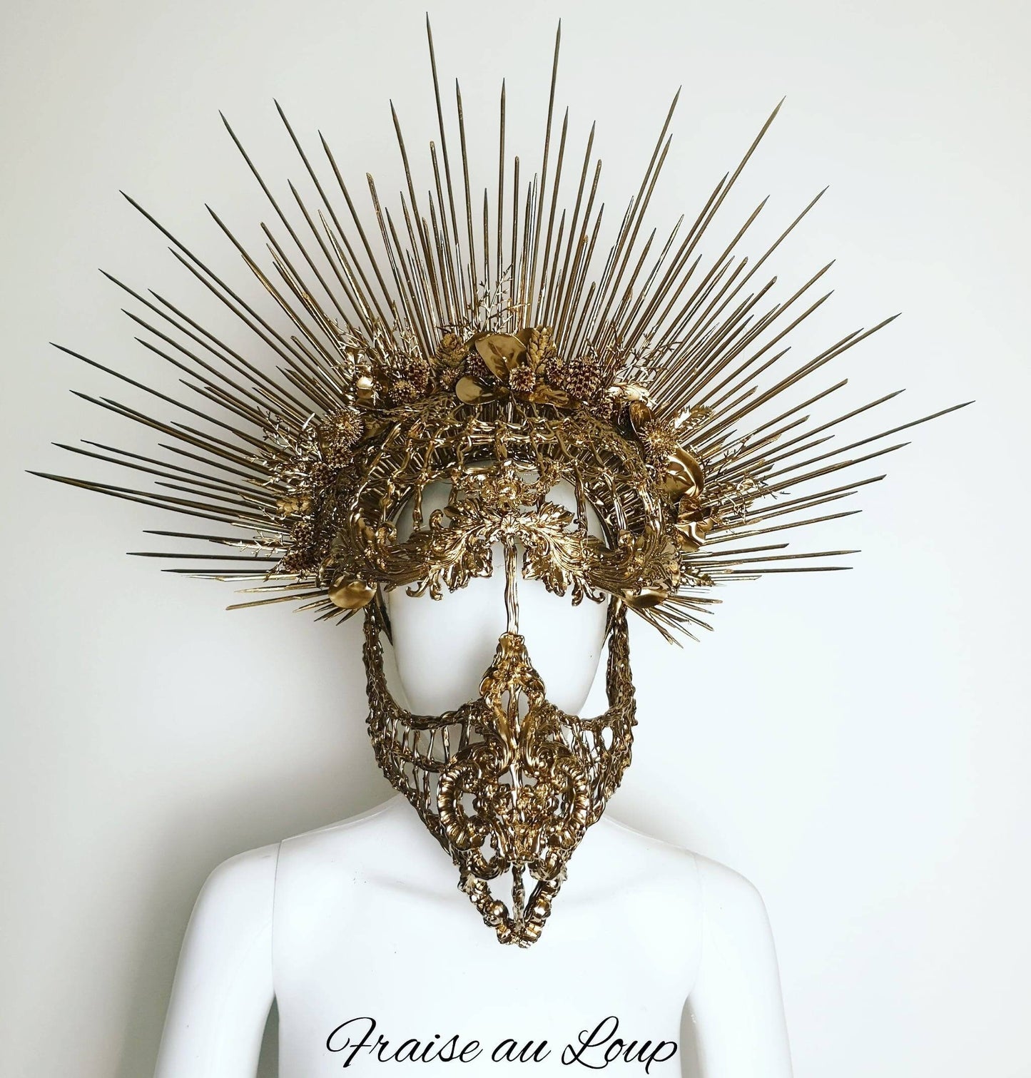 headpiece - Coiffe Masque majestueuse "Fraise au Loup" - Reine - Couronne - Luxe - Couture - Paris - Crown