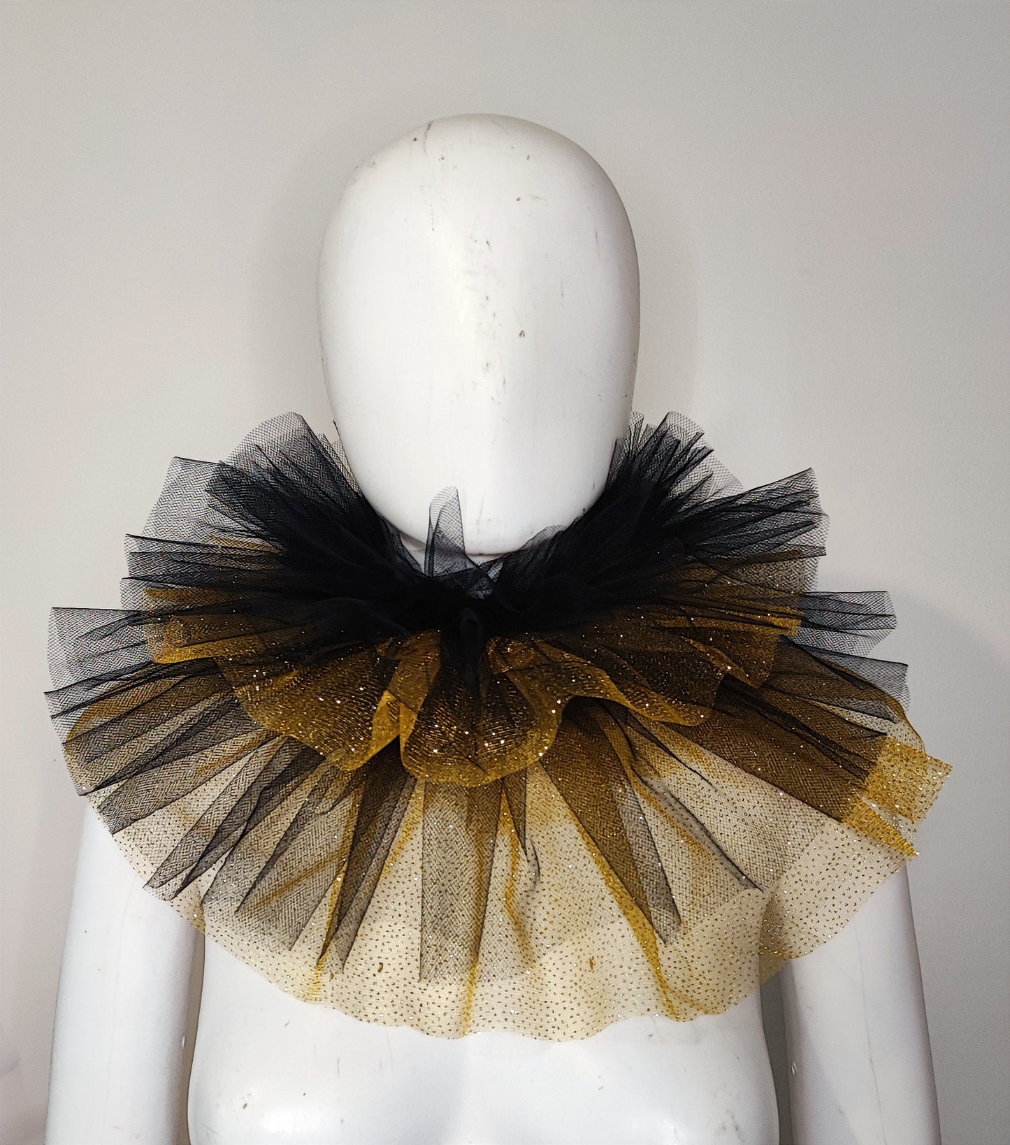 Col fraise en tulle noir paillettes - Pierrot costume - col renaissance - clown- unisexe - burlesque noir et or