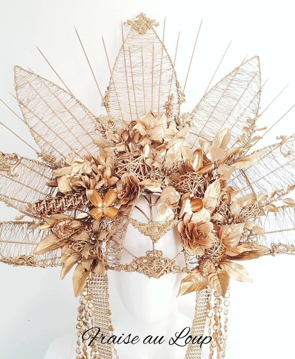 Vénus - headpiece - Coiffe majestueuse "Fraise au Loup" - Reine - Couronne - Luxe - Couture - Paris - Crown