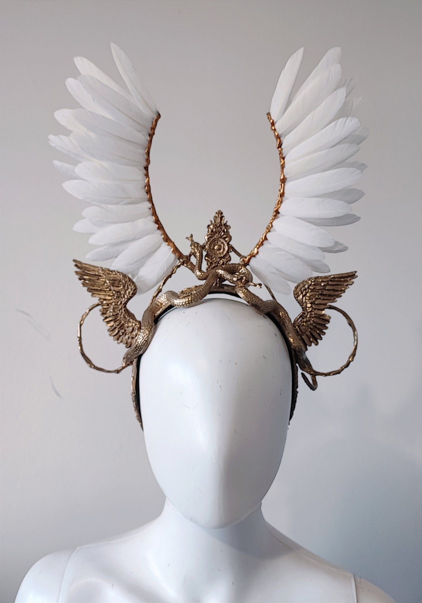 Headpiece - Coiffe Couronne fraise au Loup -Costume - White Swan - Serpent- Valkyrie