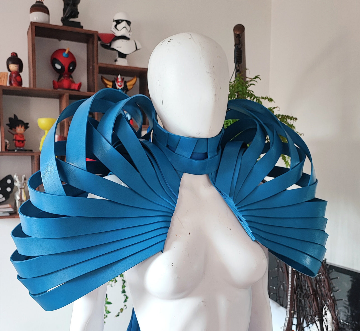 Costume Crinoline et épaulettes Body Cage - Jupe - Couture - Goth - Avant Garde - Géométrique - Futuriste - Fraise au Loup Couture