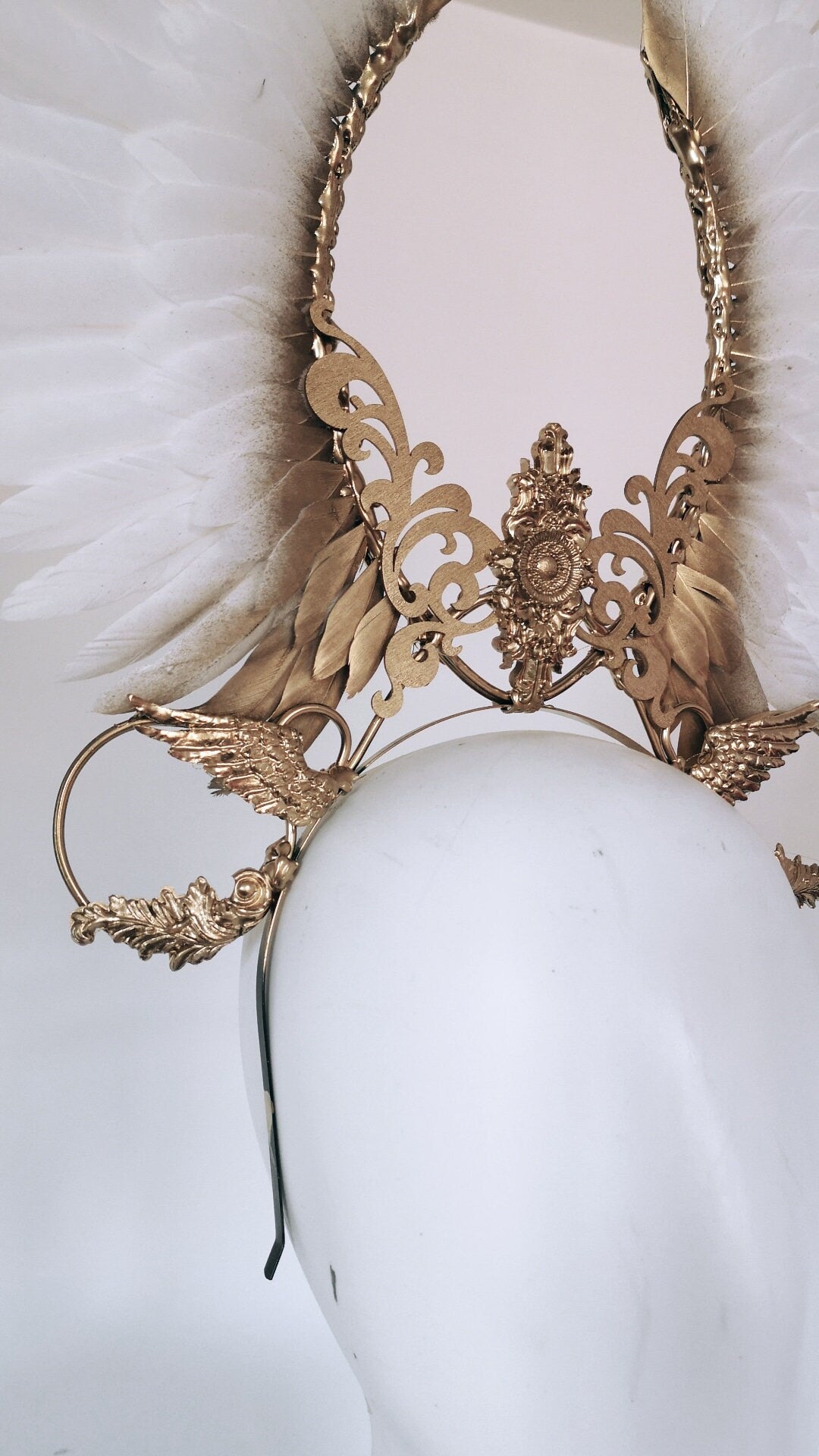 Headpiece - Coiffe Couronne fraise au Loup -Costume - White Swan - Cygne - Valkyrie