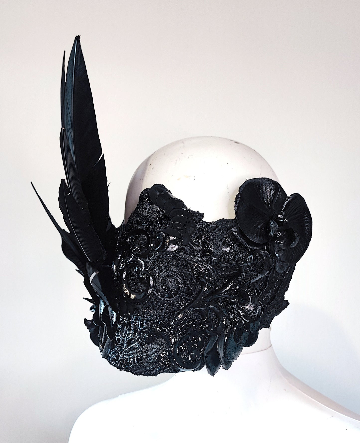 Masque baroque asymétrique,bijou, rococo couture fashion, marie-antoinette, filigree, Baroque Fantasy Valkyrie dentelle et orchidées