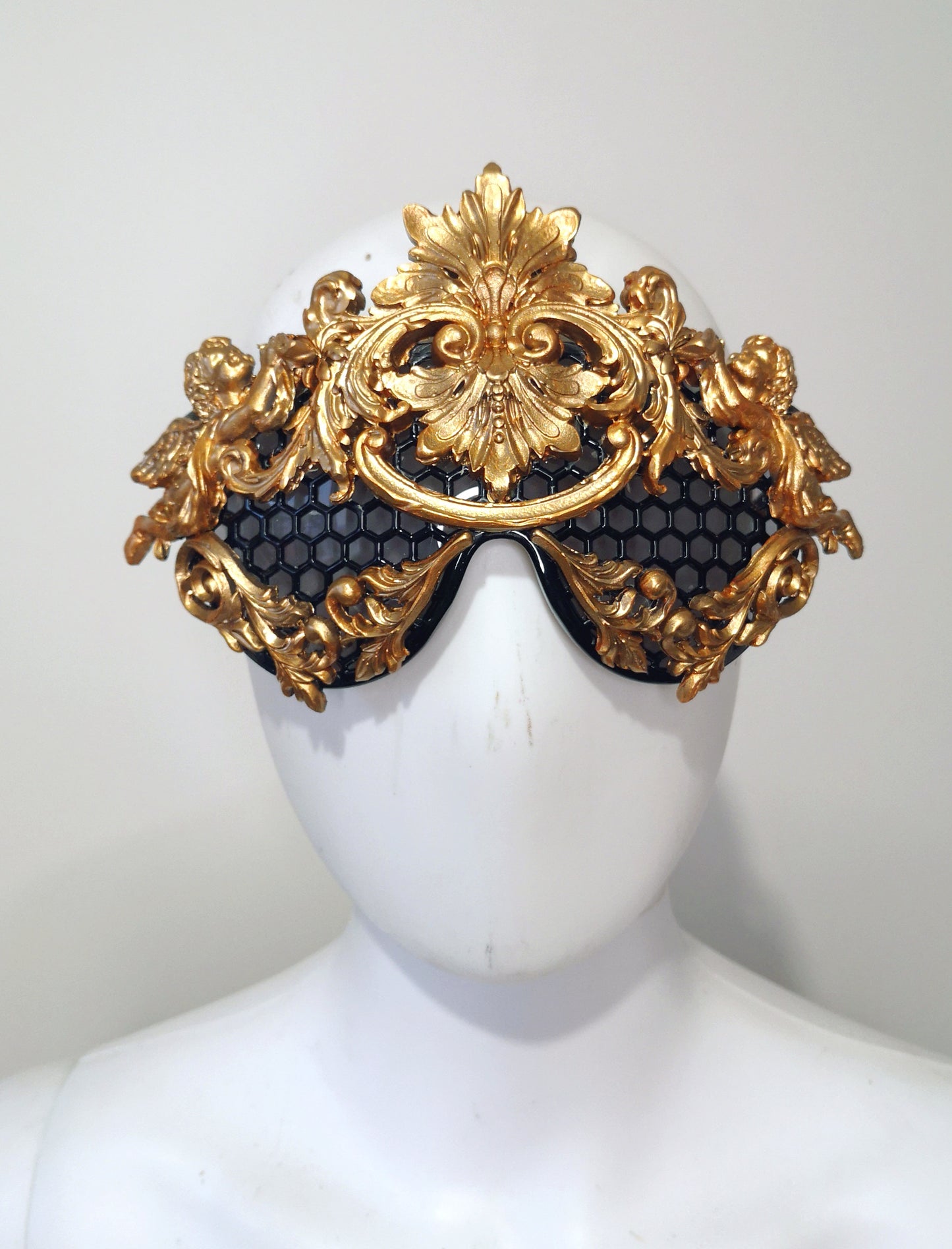 Lunettes de soleil Masque Baroque Or. Coeur. Ange chérubins