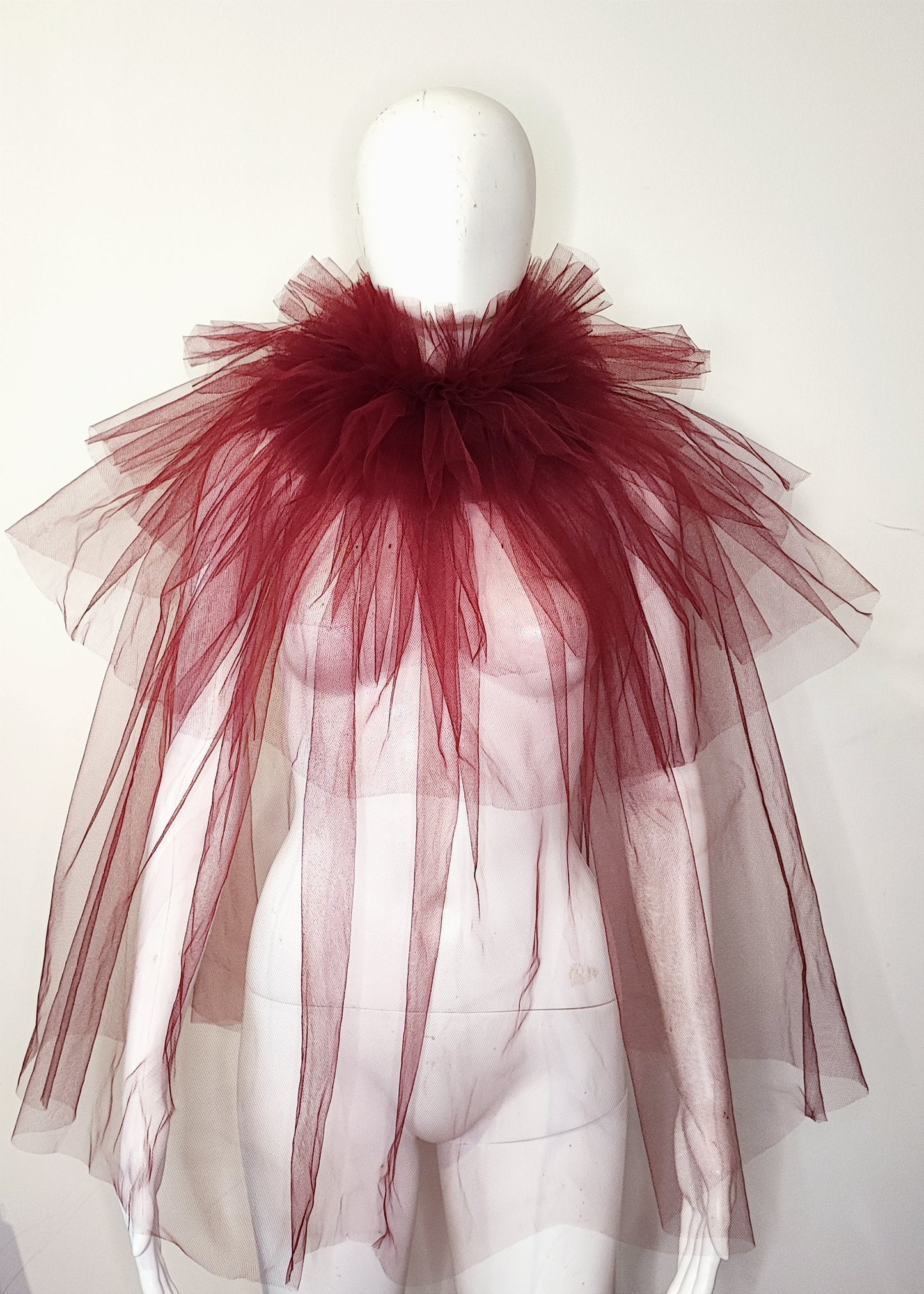 Col fraise en tulle rouge bordeaux - Pierrot circus - elizabethan neck ruff costume - unisex - collar