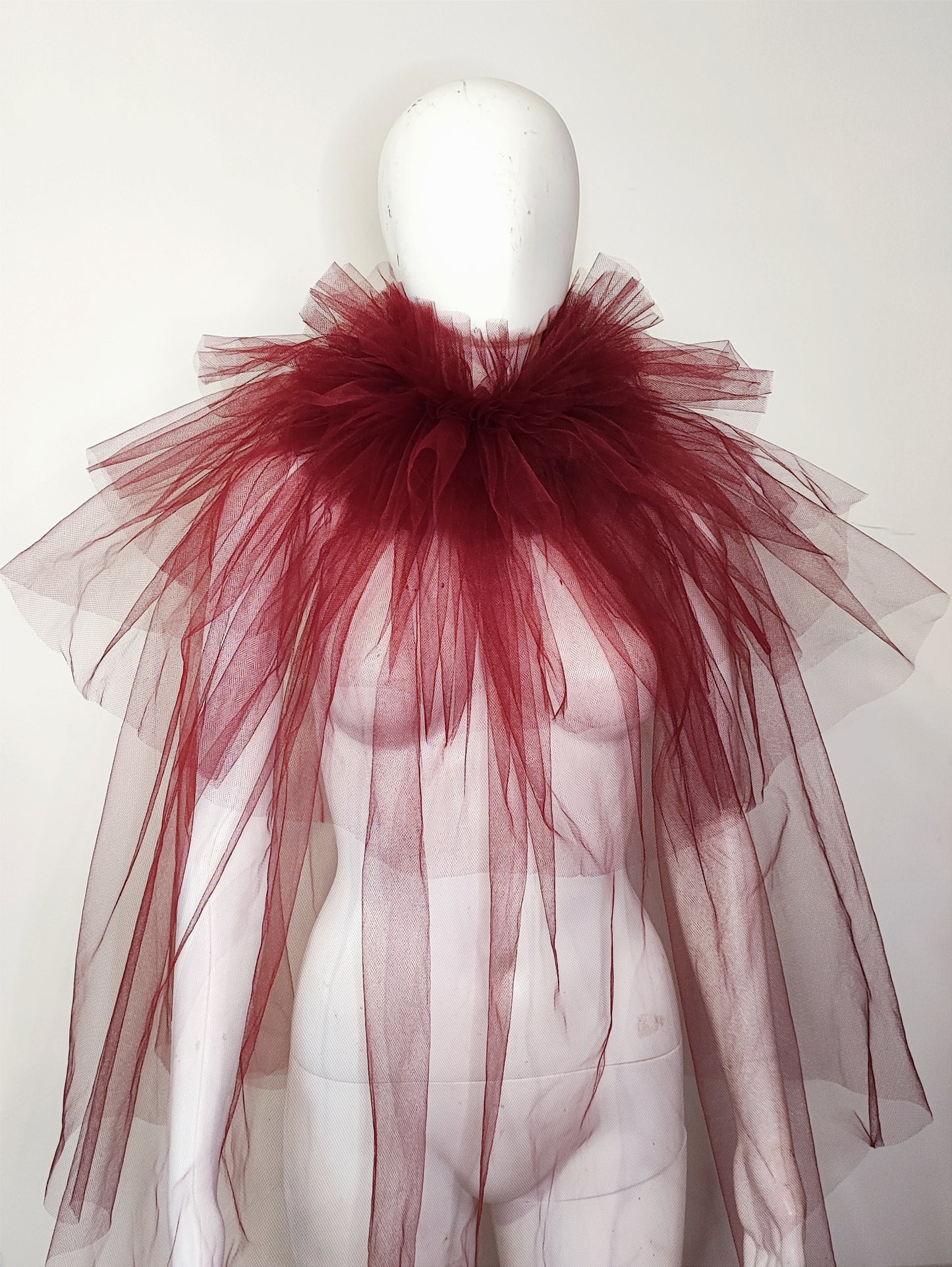 Col fraise en tulle rouge bordeaux - Pierrot circus - elizabethan neck ruff costume - unisex - collar