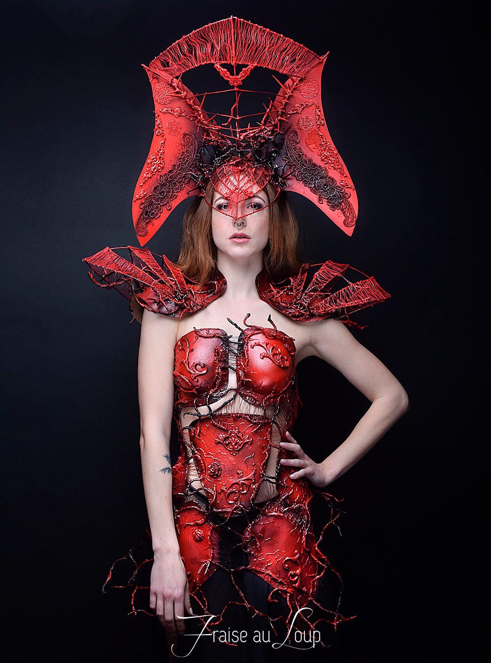 Armure Corset et Epaulette Fantasy - Création Fraise au Loup -Corset - dark - Dance - Fashion - Goth