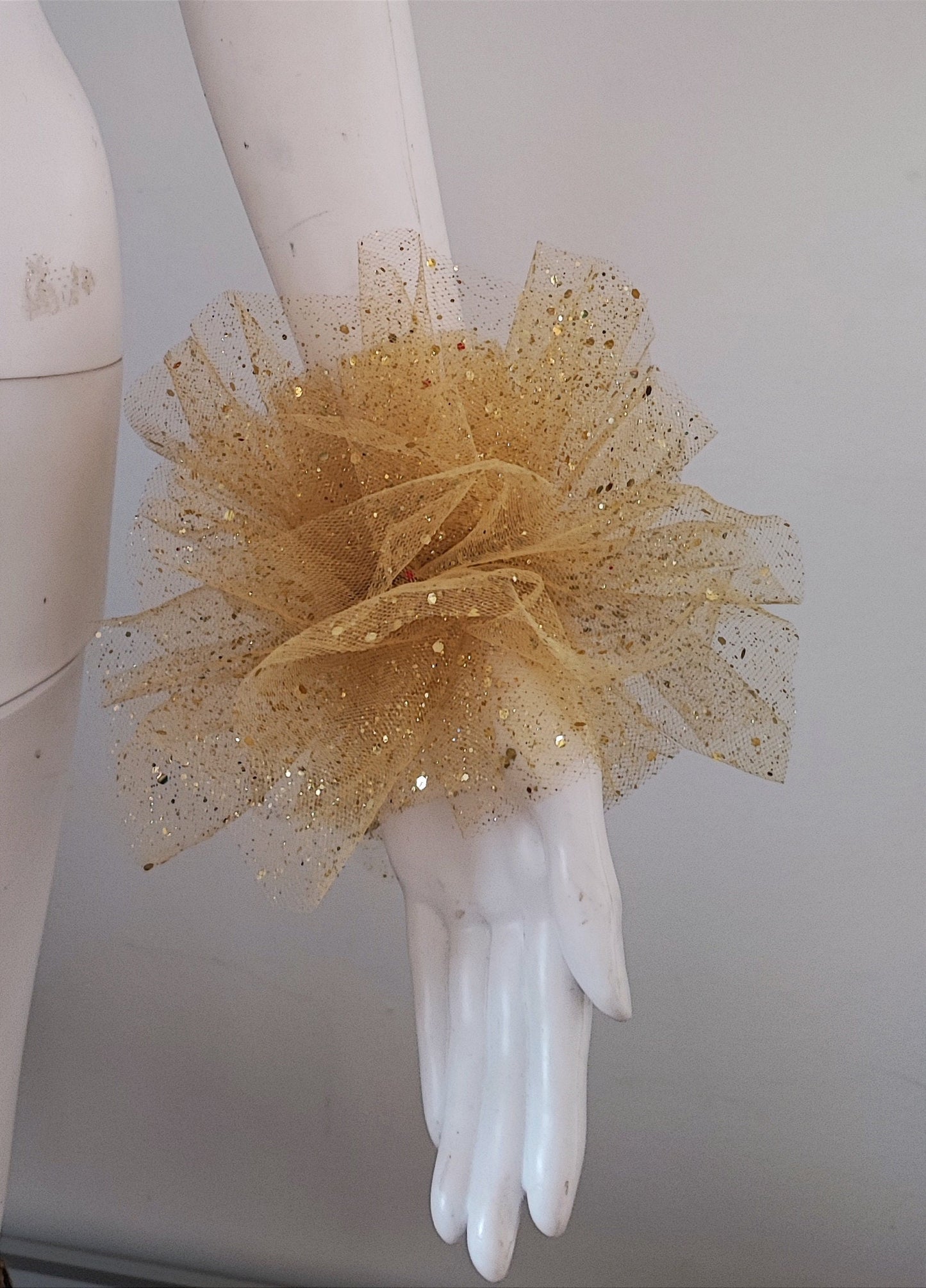 Manchette en tulle Bracelet Poignet en tulle doré pailleté Accessoire de ballet danse Élisabeth