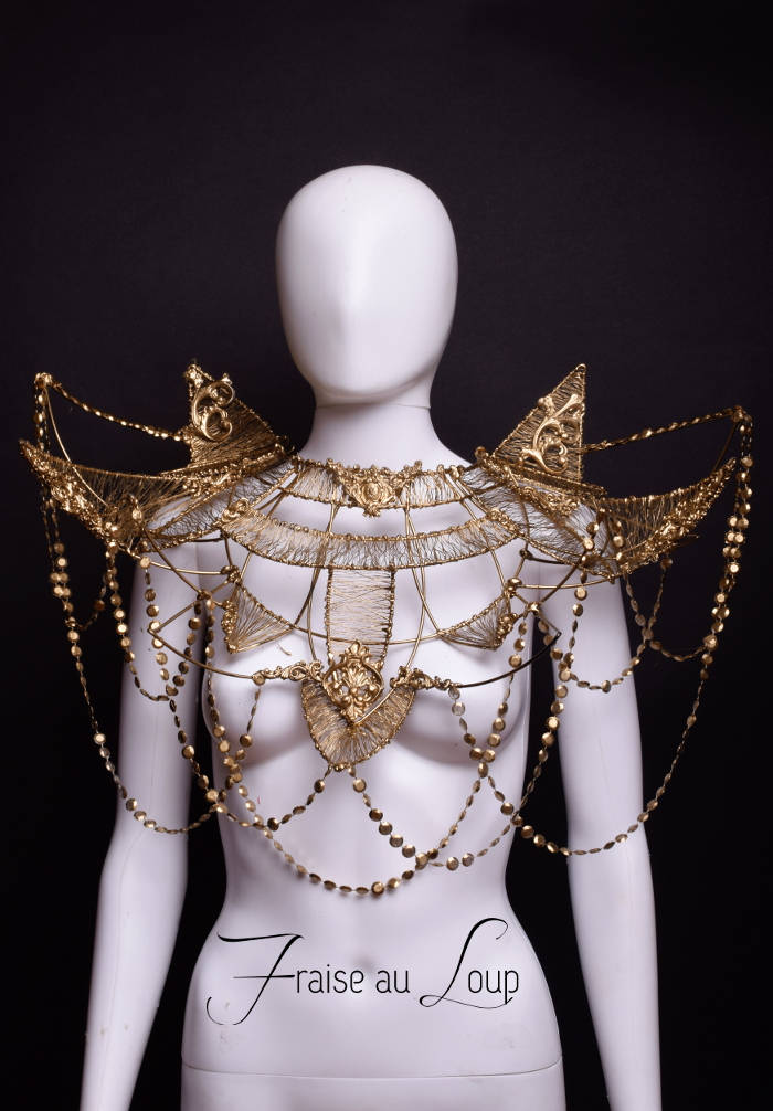 Epaulettes Bijou Or - Accessoire Fraise au Loup Costumes - Dark - Fleurs - Cosplay - Beauty Queen Géométrie Futuriste Avant- Garde