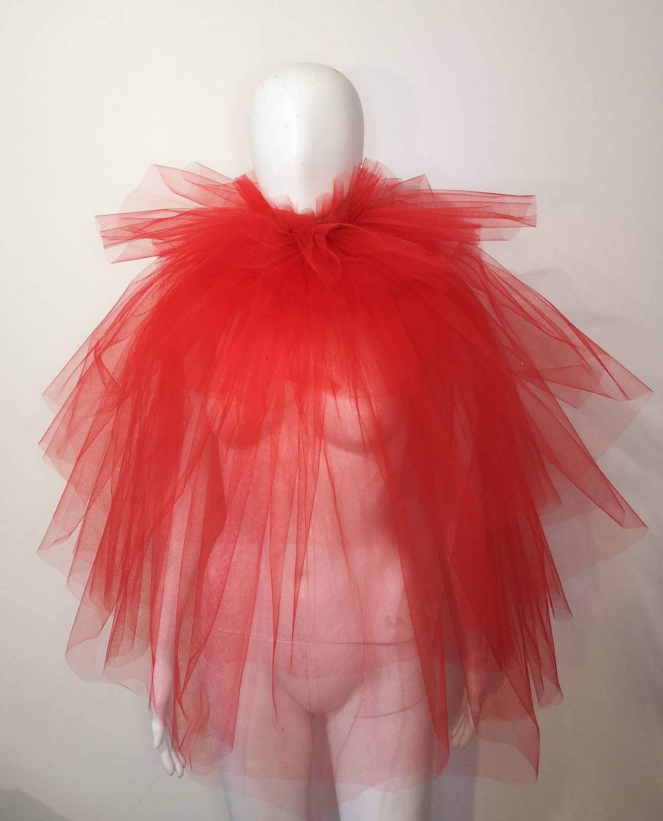Col fraise en tulle rouge - Pierrot circus - elizabethan neck ruff costume collar - cape romantique Burlesque Cabaret