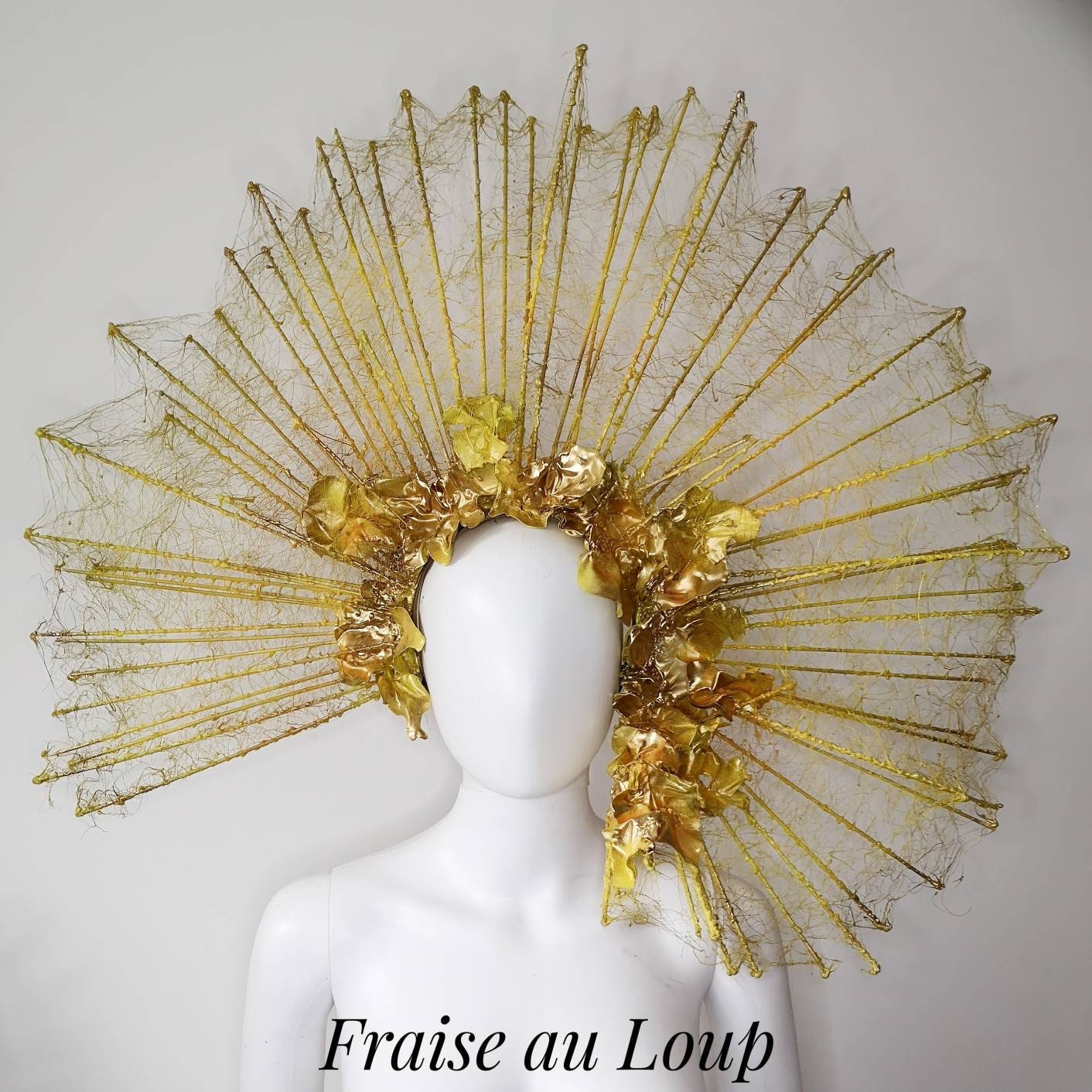 Coiffe Halo Dragon Gothique Cosplay Fantasy Avant Garde Burning Man sun Gold