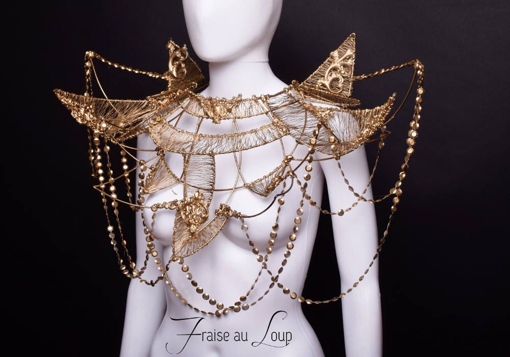 Epaulettes Bijou Or - Accessoire Fraise au Loup Costumes - Dark - Fleurs - Cosplay - Beauty Queen Géométrie Futuriste Avant- Garde