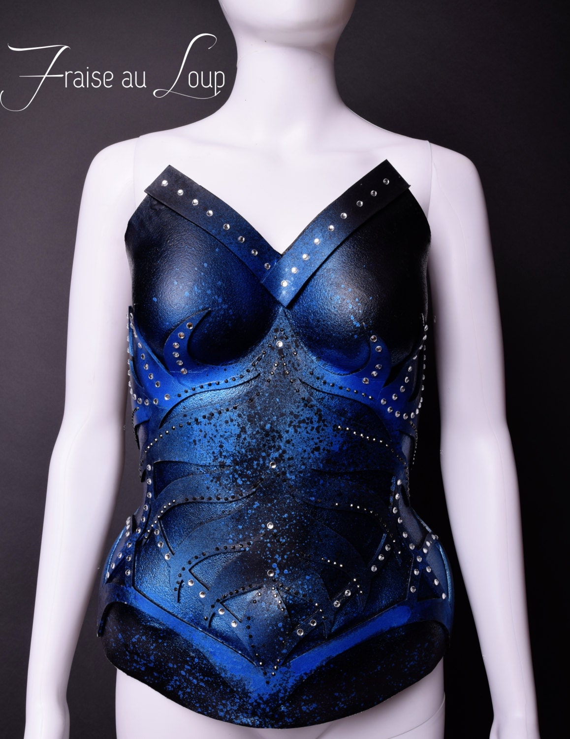 Armure Corset - Futuriste - Cosplay - Cyborg - SFX- Strass - Fraise au Loup