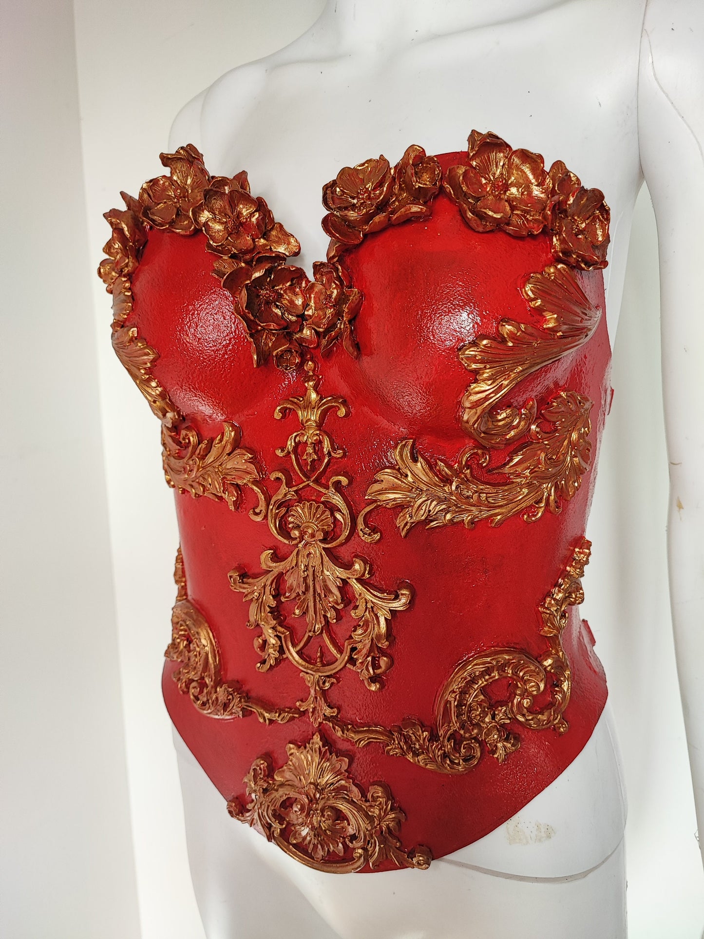 Plastron baroque - Armure worbla - Costume - Création féérique Fraise au Loup - Cosplay. Prête à expédier