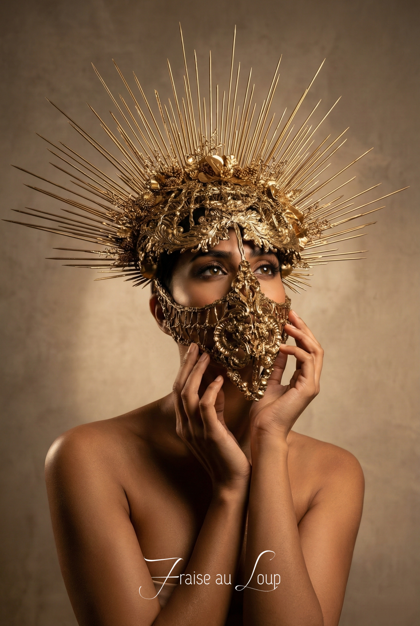 headpiece - Coiffe Masque majestueuse "Fraise au Loup" - Reine - Couronne - Luxe - Couture - Paris - Crown