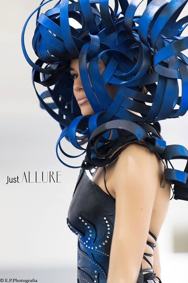 Sankai - Coiffe futuristique - Avant Garde - Headdress - Atelier Fraise au Loup - Paris - Cyborg - Alien