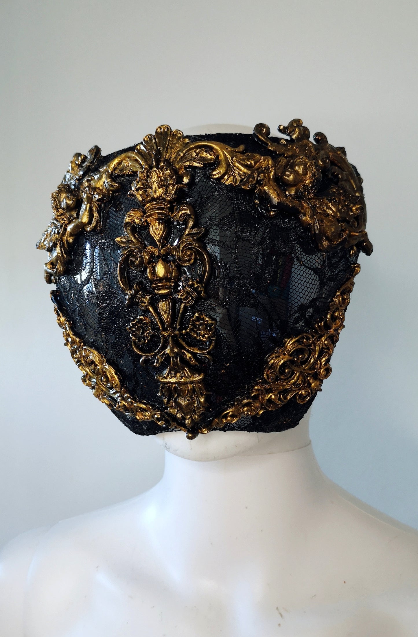 Lunettes de soleil Masque visage Baroque Or Dentelle Visière