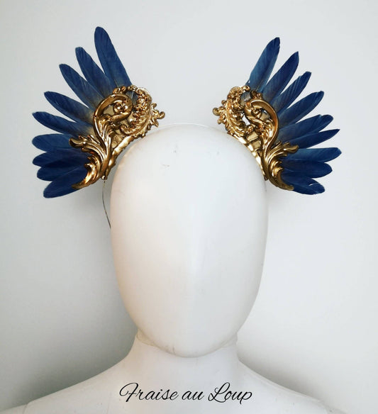 Coiffe couronne Céleste, zip tie, Festival costume, filigranes, diadème, couronne  plumes bleues Coiffure mariage - Met Gala