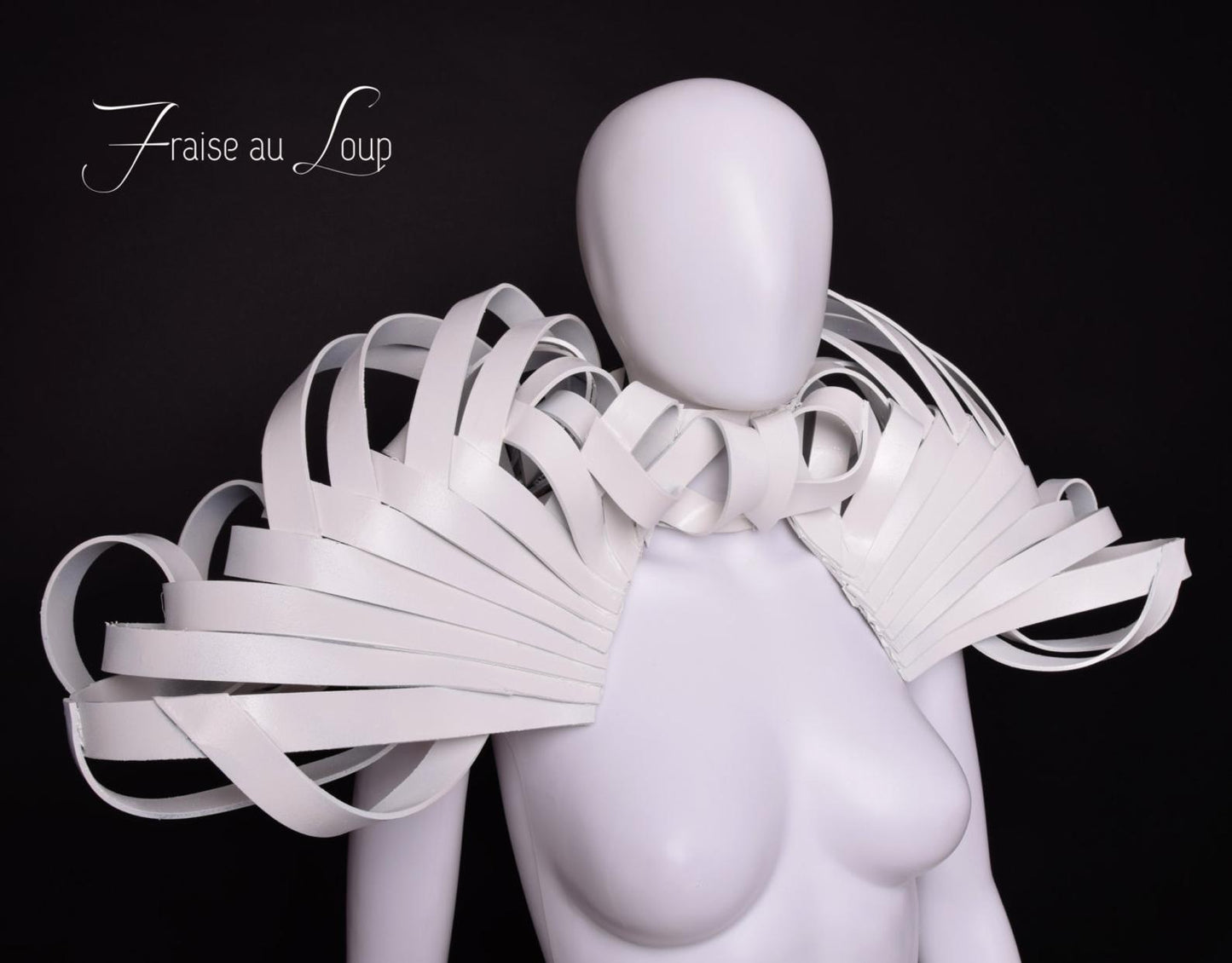 Epaulettes - Futuriste - Géométrie - Col - Fraise - Avant Garde - SFX - Cyborg - Alien - Mode - Alternatif - Fashion