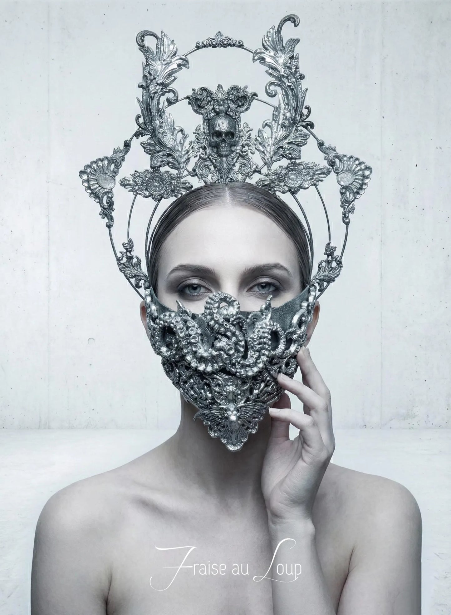 Masque et Couronne Halo "Abysses Baroques" - Argent Vieilli, Crâne et Tentacules - Accessoire Gothique Dark Fantasy pour Shooting et Cosplay