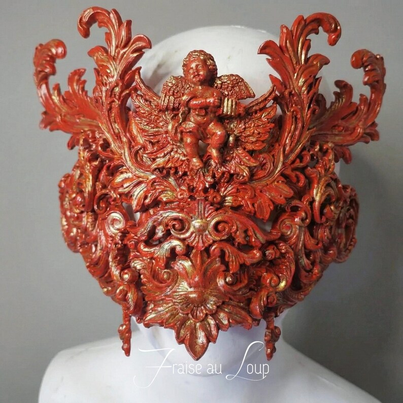Masque Baroque Rouge et Or "Le Chérubin Écarlate" - Mascarade de Luxe & Diadème Haute Couture - Carnaval - Style Élisabéthain