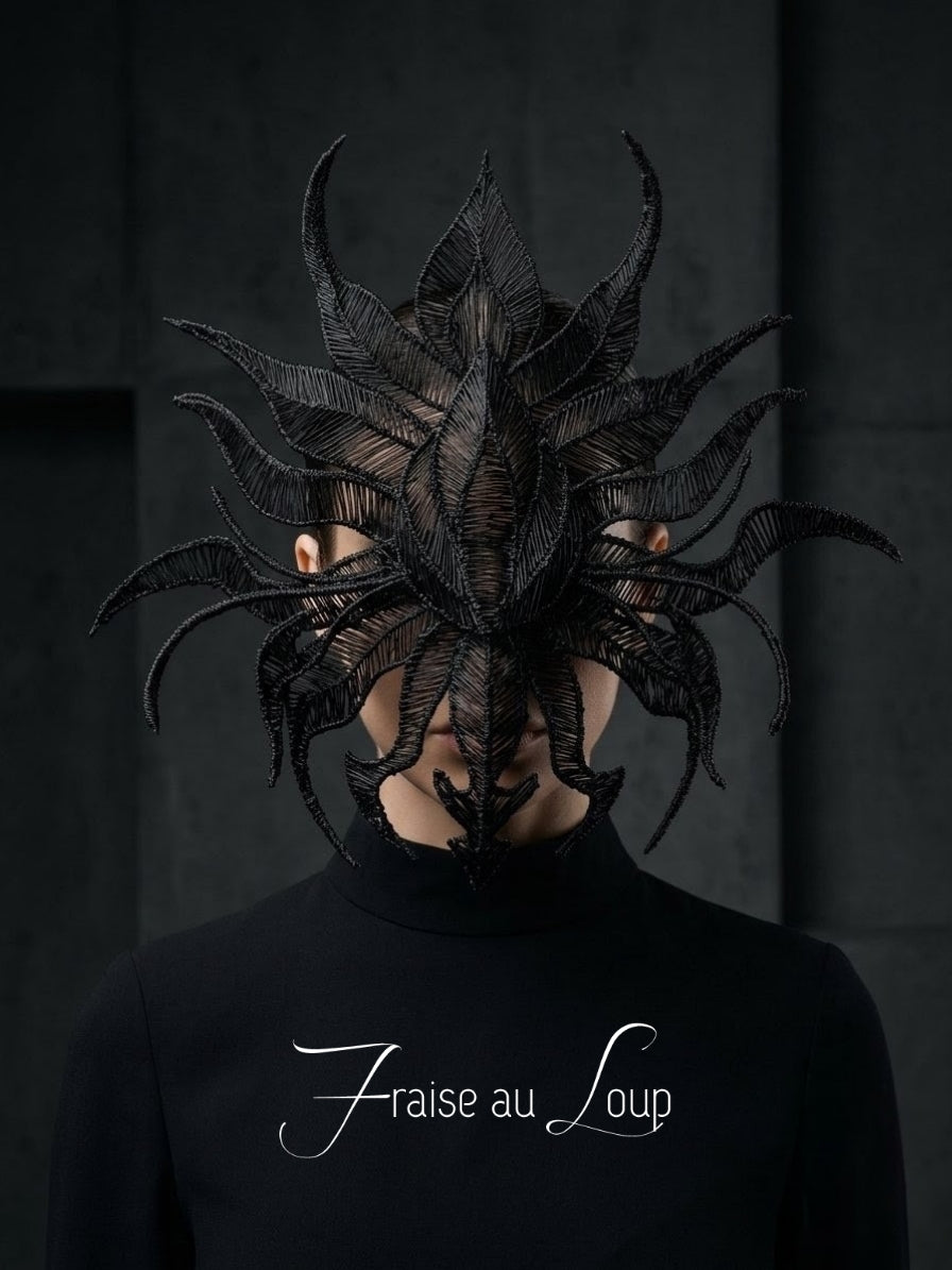 Masque Intégral Noir Avant-Garde unisexe Coiffe Dark Fantasy Alien et Organique | Masque Haute Couture Stylo 3D | Pièce Unique Wearable Art