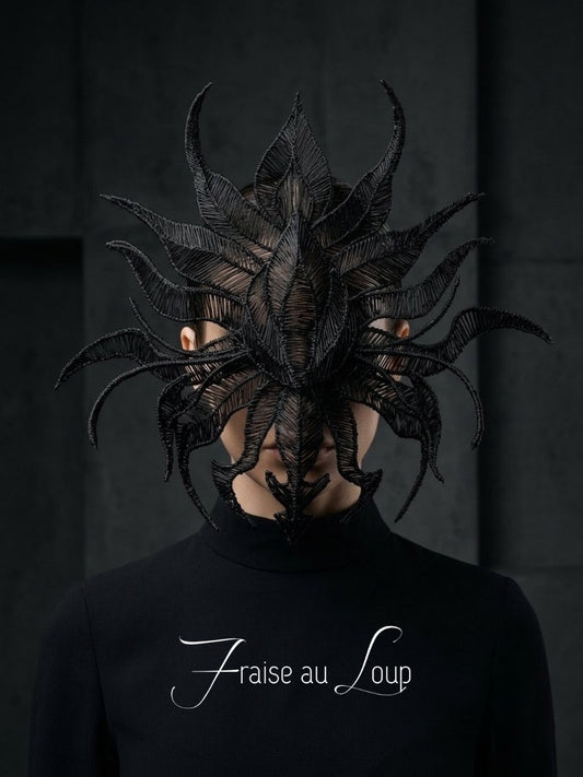 Masque Intégral Noir Avant-Garde unisexe Coiffe Dark Fantasy Alien et Organique | Masque Haute Couture Stylo 3D | Pièce Unique Wearable Art