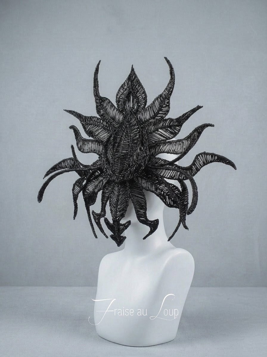 Masque Intégral Noir Avant-Garde unisexe Coiffe Dark Fantasy Alien et Organique | Masque Haute Couture Stylo 3D | Pièce Unique Wearable Art