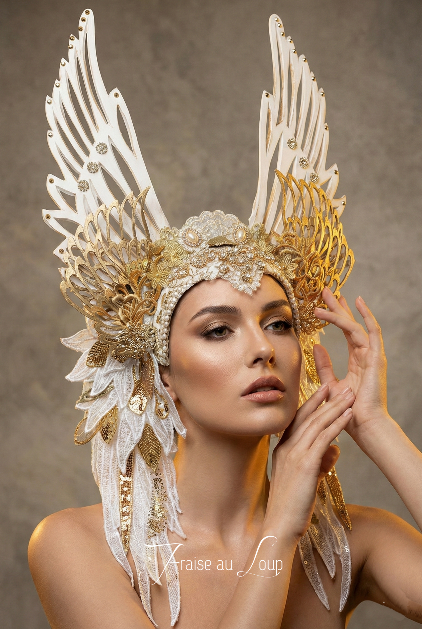 Headpiece - Coiffe Couronne fraise au Loup - fantasy Costume - Fae - Valkyrie